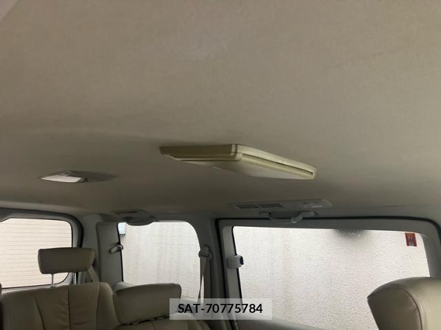 Nissan ELGRAND 2007-11 8795875-18