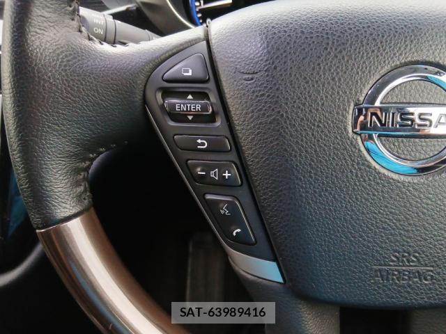 Nissan ELGRAND 2016-07 8828891-18