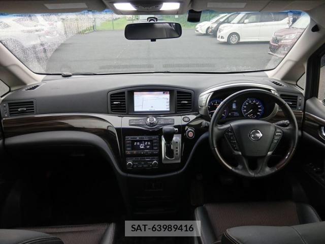 Nissan ELGRAND 2016-07 8828891-2