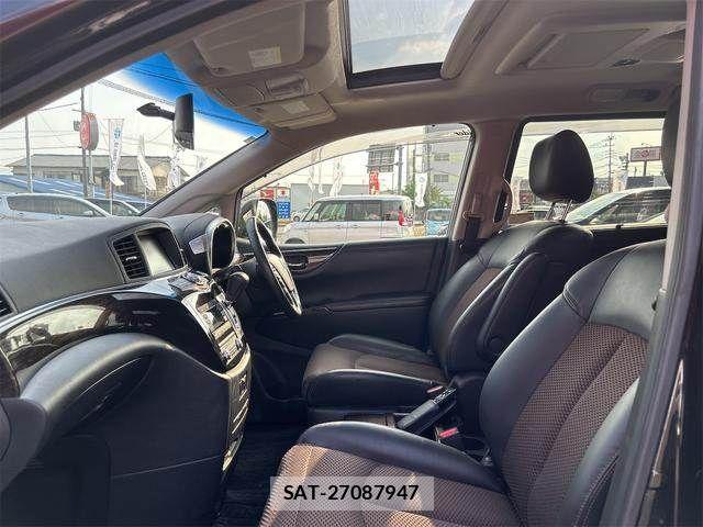 Nissan ELGRAND 2012-03 8828904-14