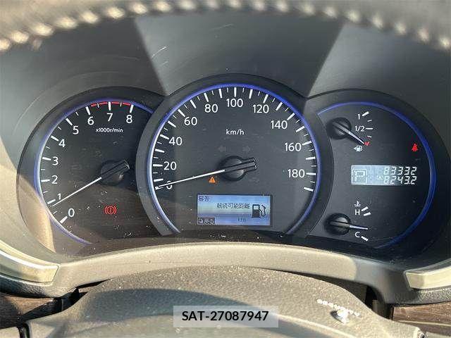 Nissan ELGRAND 2012-03 8828904-19