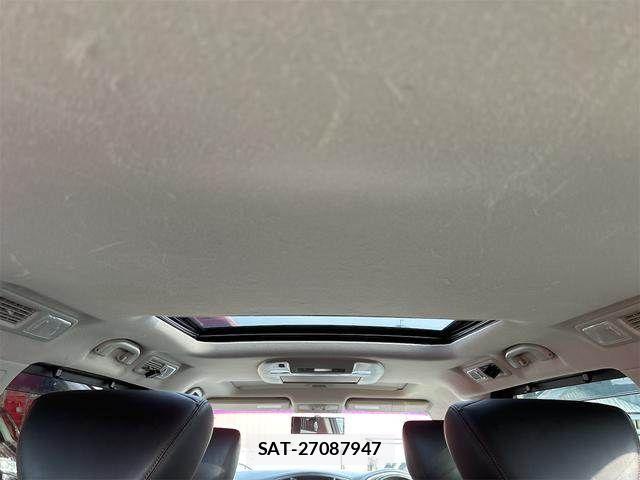 Nissan ELGRAND 2012-03 8828904-24