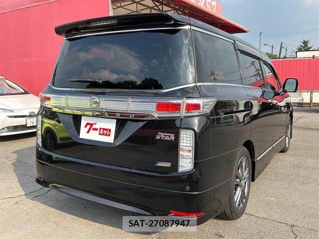 Nissan ELGRAND 2012-03 8828904-4
