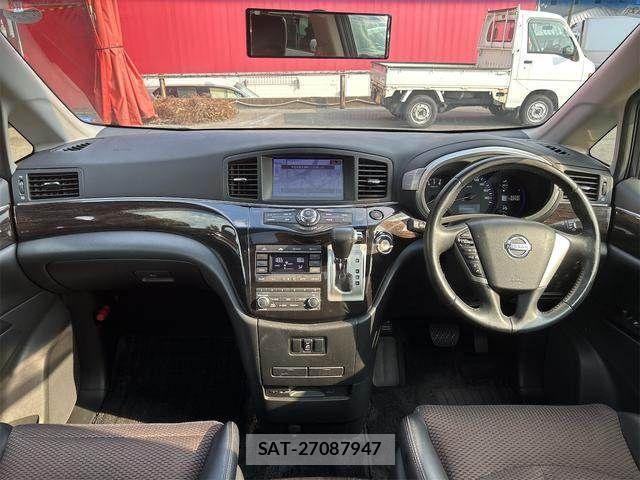 Nissan ELGRAND 2012-03 8828904-8
