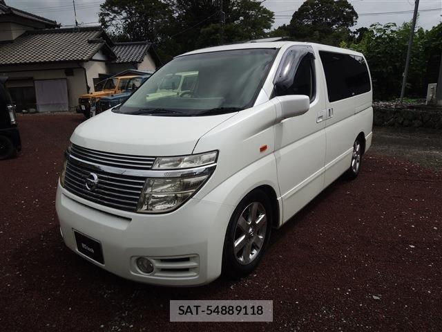 Nissan ELGRAND 2004-03 8828908-3