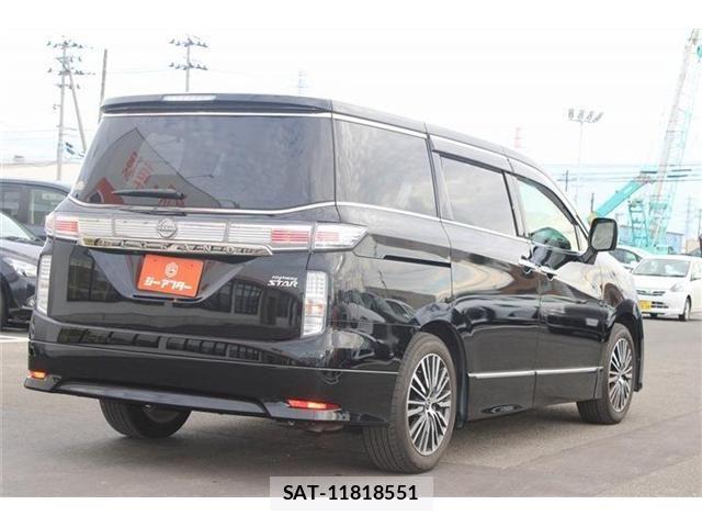 Nissan ELGRAND 2023-01 8828892-13