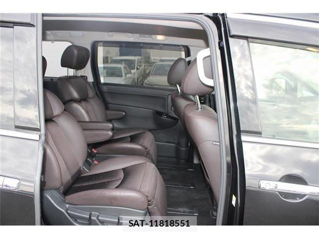 Nissan ELGRAND 2023-01 8828892-19