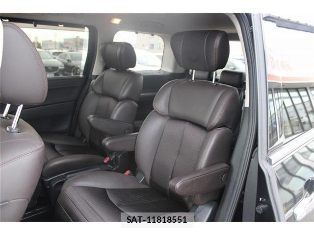 Nissan ELGRAND 2023-01 8828892-28