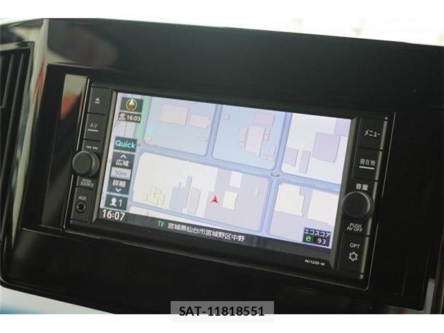 Nissan ELGRAND 2023-01 8828892-2