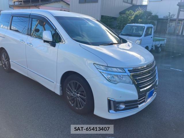 Nissan ELGRAND 2016-02 8828905-1