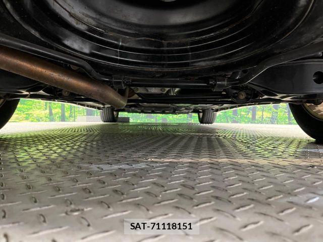 Nissan ELGRAND 2005-05 8828906-19