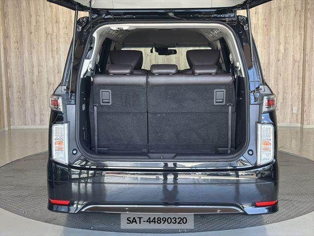Nissan ELGRAND 2022-12 8828889-10