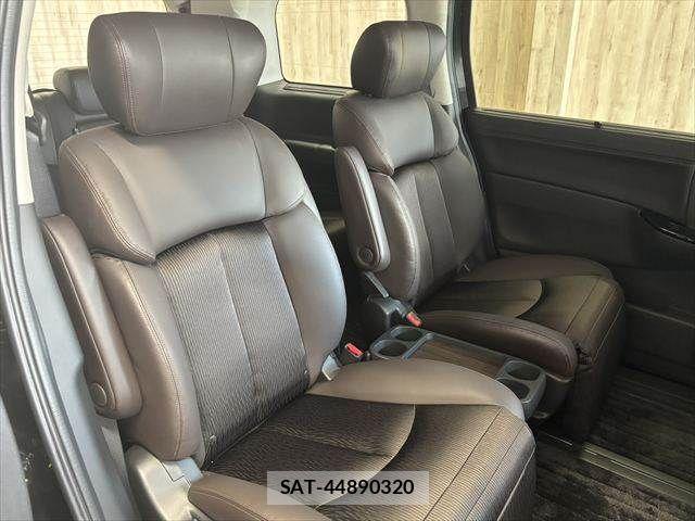 Nissan ELGRAND 2022-12 8828889-8