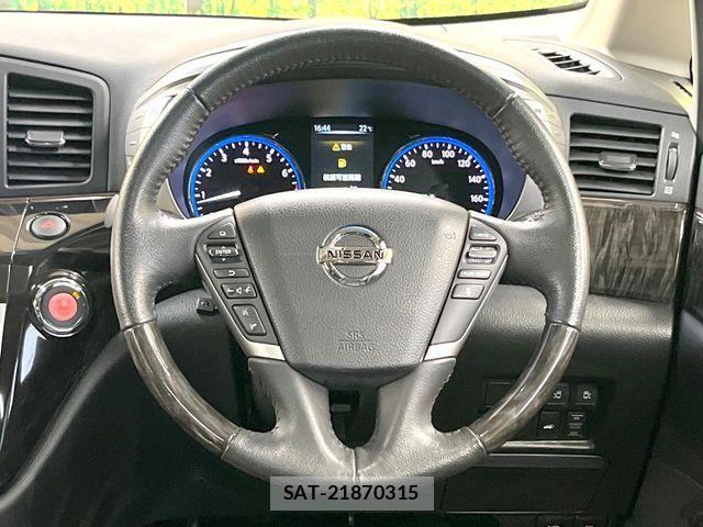 Nissan ELGRAND 2018-07 8828890-11