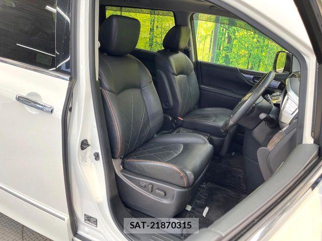 Nissan ELGRAND 2018-07 8828890-7