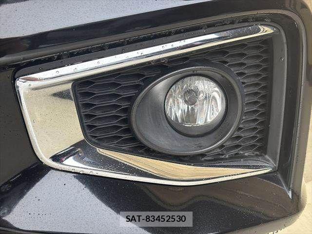 Nissan ELGRAND 2015-08 8828903-24
