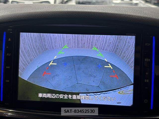Nissan ELGRAND 2015-08 8828903-5