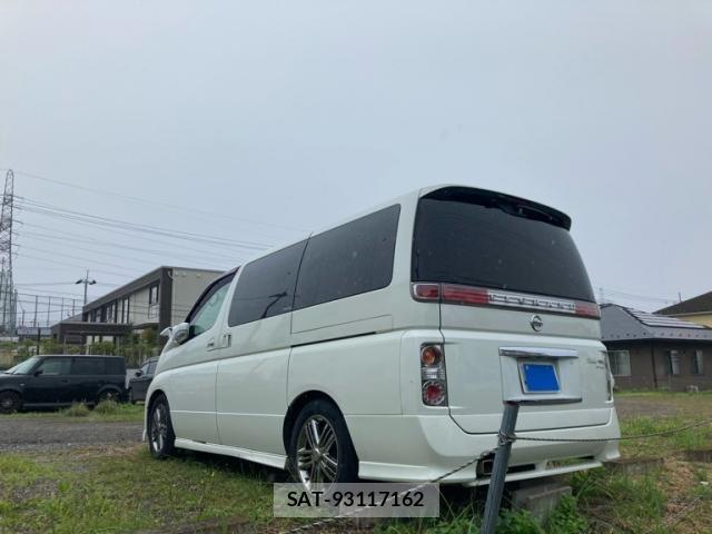 Nissan ELGRAND 2007-10 8848884-5