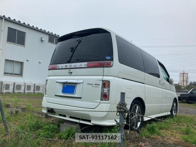 Nissan ELGRAND 2007-10 8848884-6
