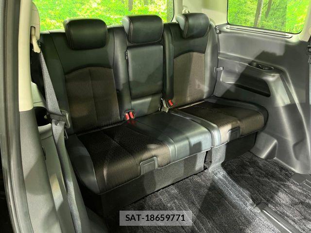 Nissan ELGRAND 2015-06 8848878-9