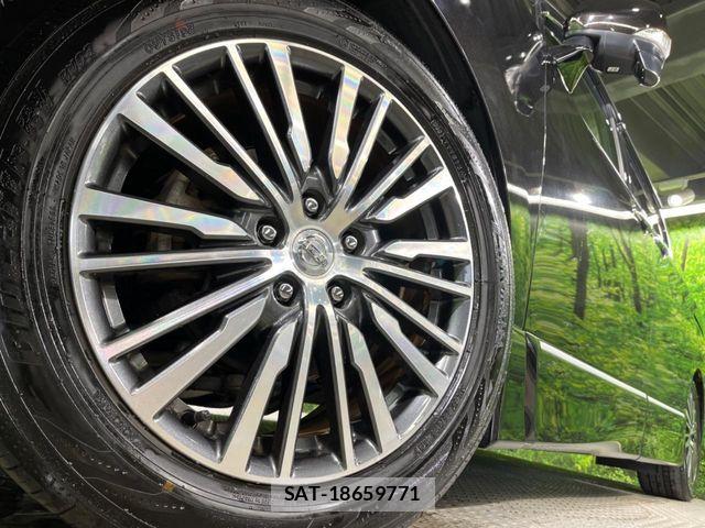 Nissan ELGRAND 2015-06 8848878-13