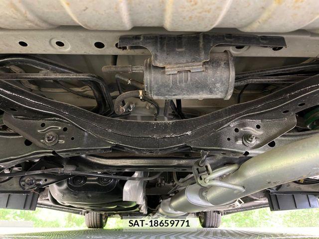 Nissan ELGRAND 2015-06 8848878-19