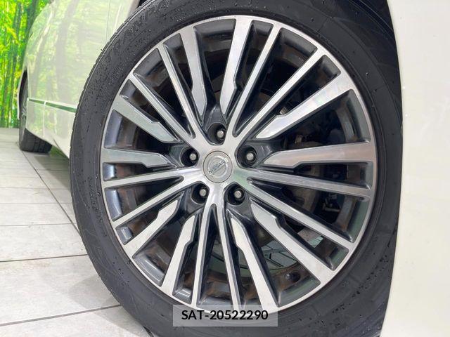 Nissan ELGRAND 2014-01 8848877-12