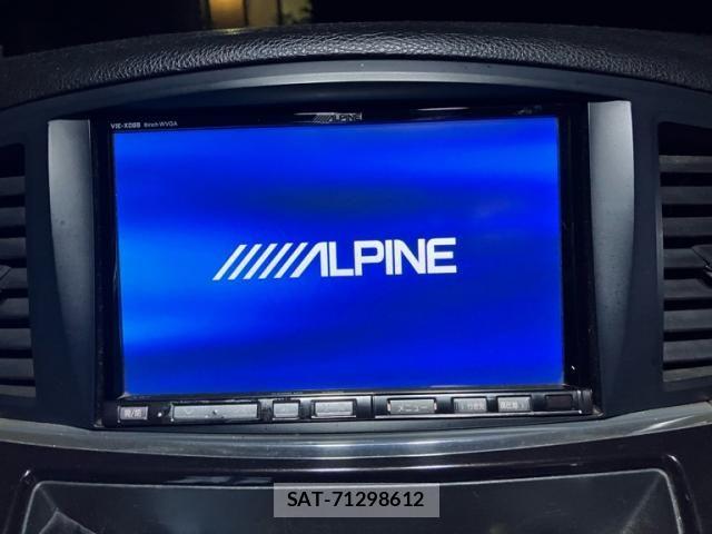 Nissan ELGRAND 2011-08 8848885-21