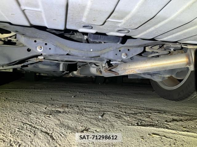 Nissan ELGRAND 2011-08 8848885-6