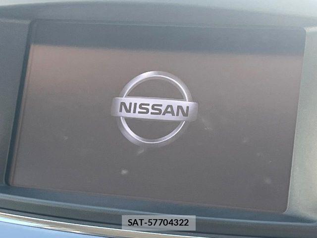 Nissan ELGRAND 2017-09 8848875-3