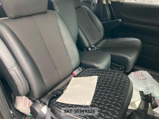 Nissan ELGRAND 2010-02 8848886-11