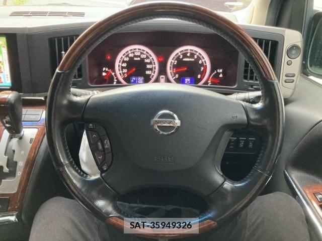Nissan ELGRAND 2010-02 8848886-15
