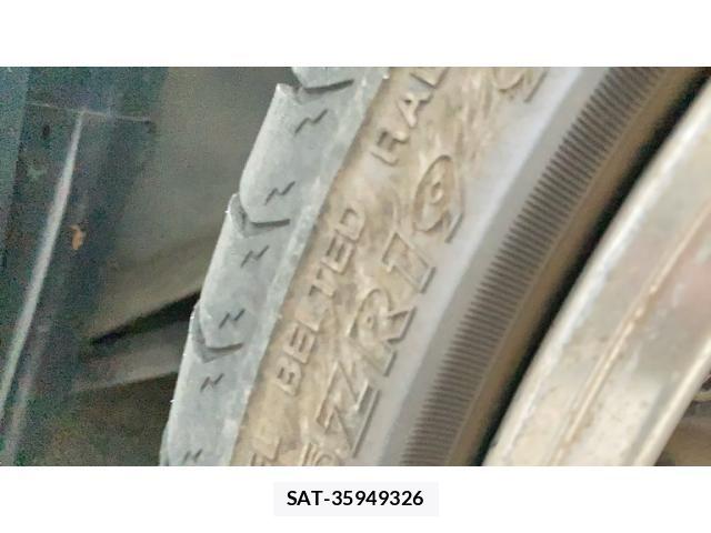 Nissan ELGRAND 2010-02 8848886-8