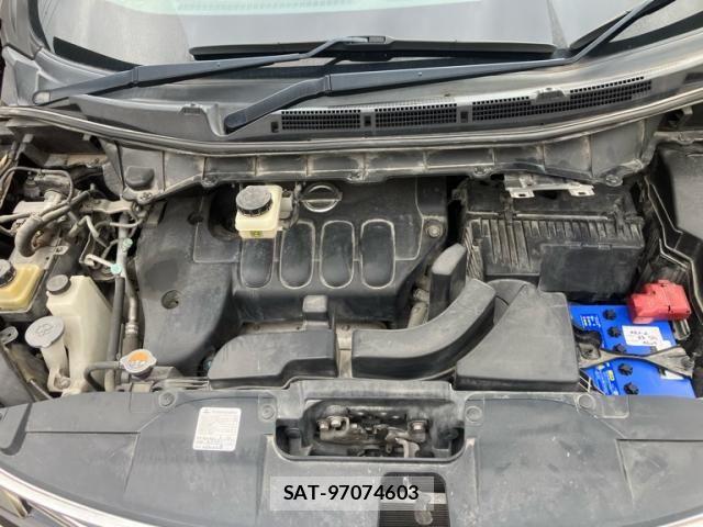 Nissan ELGRAND 2018-09 8848879-17