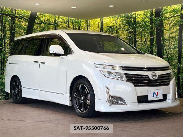 Nissan ELGRAND 2012-03 8848881-17