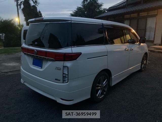 Nissan ELGRAND 2011-06 8848892-2