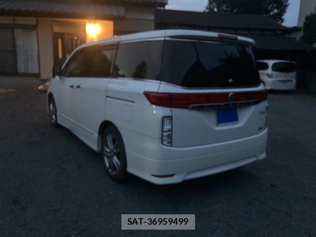 Nissan ELGRAND 2011-06 8848892-3