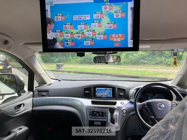 Nissan ELGRAND 2015-09 8848883-27