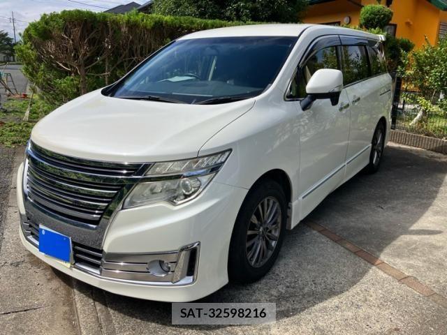 Nissan ELGRAND 2015-09 8848883-2
