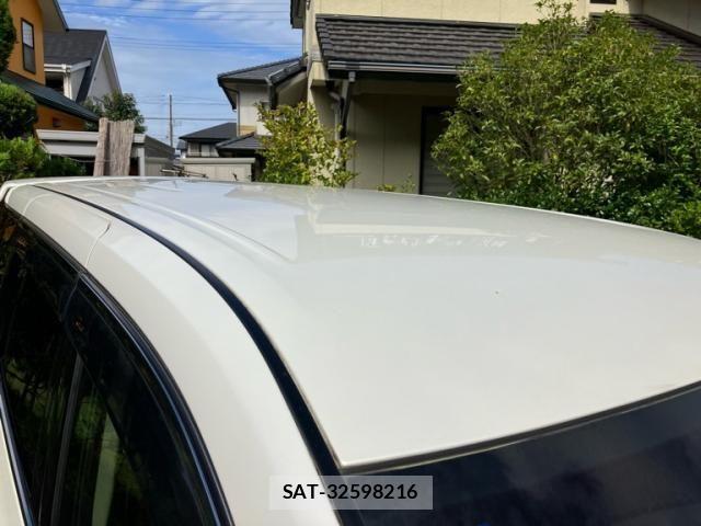 Nissan ELGRAND 2015-09 8848883-3
