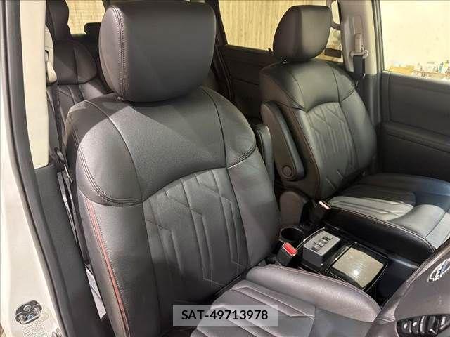 Nissan ELGRAND 2023-07 8870934-9