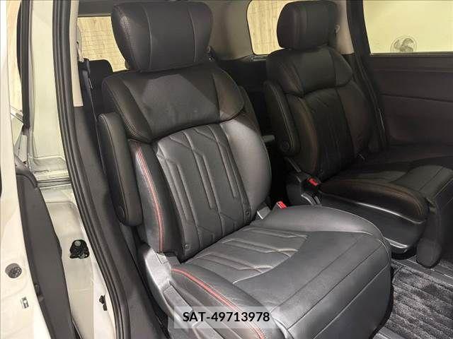 Nissan ELGRAND 2023-07 8870934-10