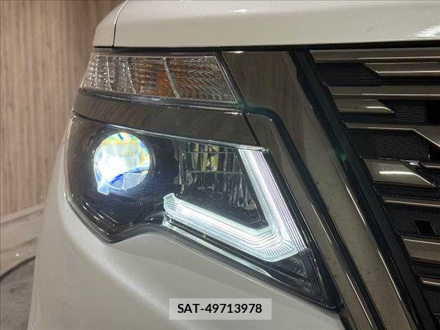 Nissan ELGRAND 2023-07 8870934-14
