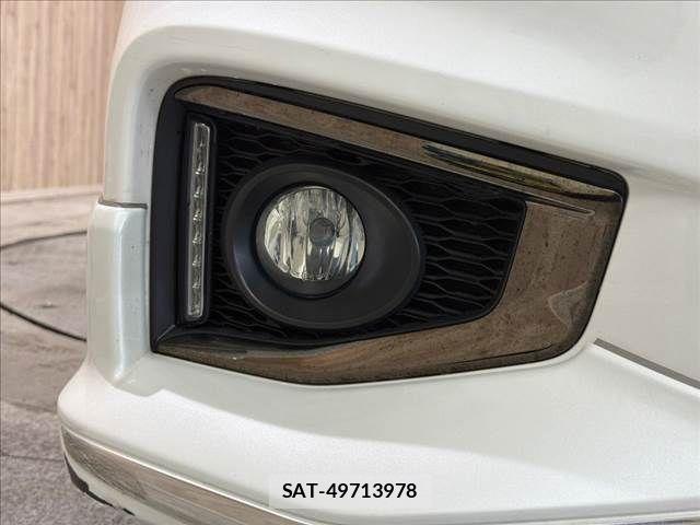Nissan ELGRAND 2023-07 8870934-26