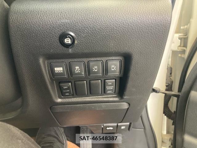 Nissan ELGRAND 2011-09 8870940-13