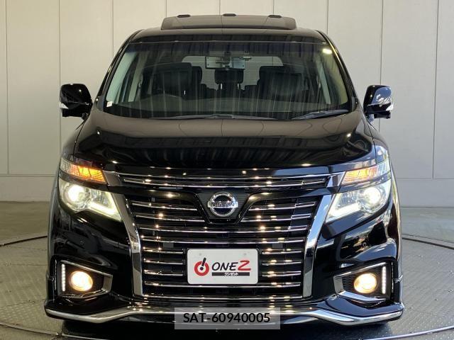 Nissan ELGRAND 2018-01 8870935-20