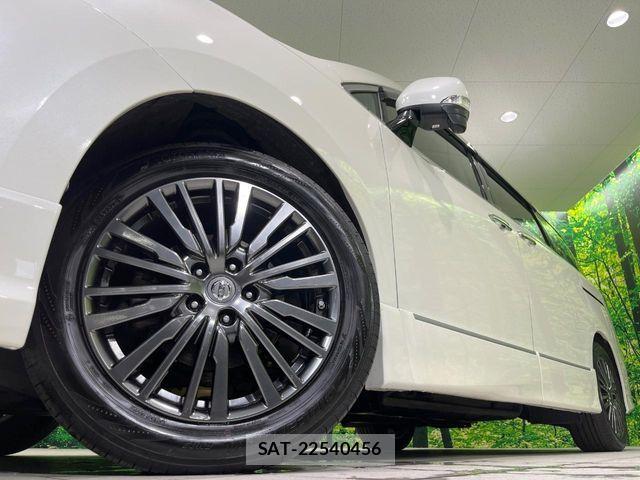 Nissan ELGRAND 2016-03 8870936-12