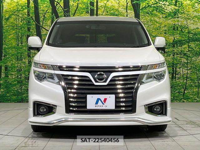 Nissan ELGRAND 2016-03 8870936-13