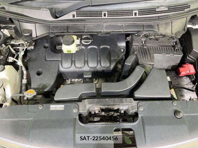 Nissan ELGRAND 2016-03 8870936-17