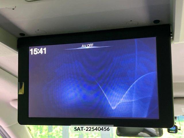 Nissan ELGRAND 2016-03 8870936-5